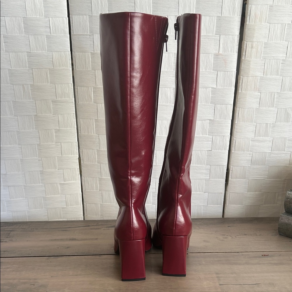 Women's Tall Pointed-Toe Block Heel Leather Boots - Burgundy - Picture 7 of 9
